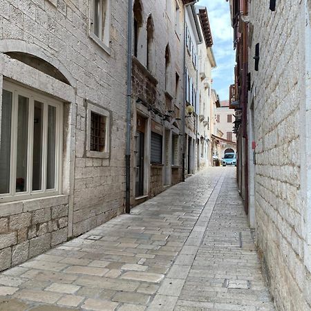 Cardo Apartments Пореч Екстериор снимка