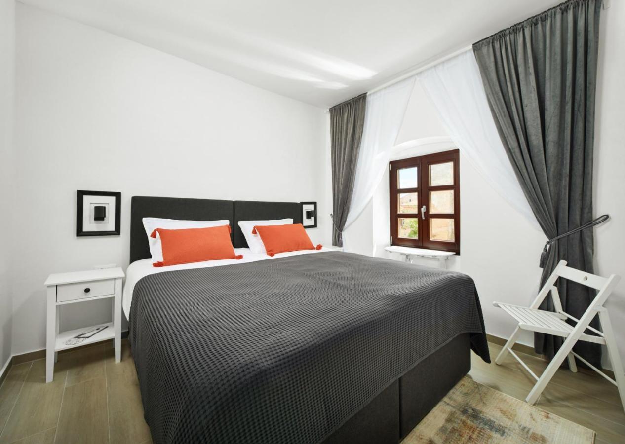 Cardo Apartments Пореч Екстериор снимка