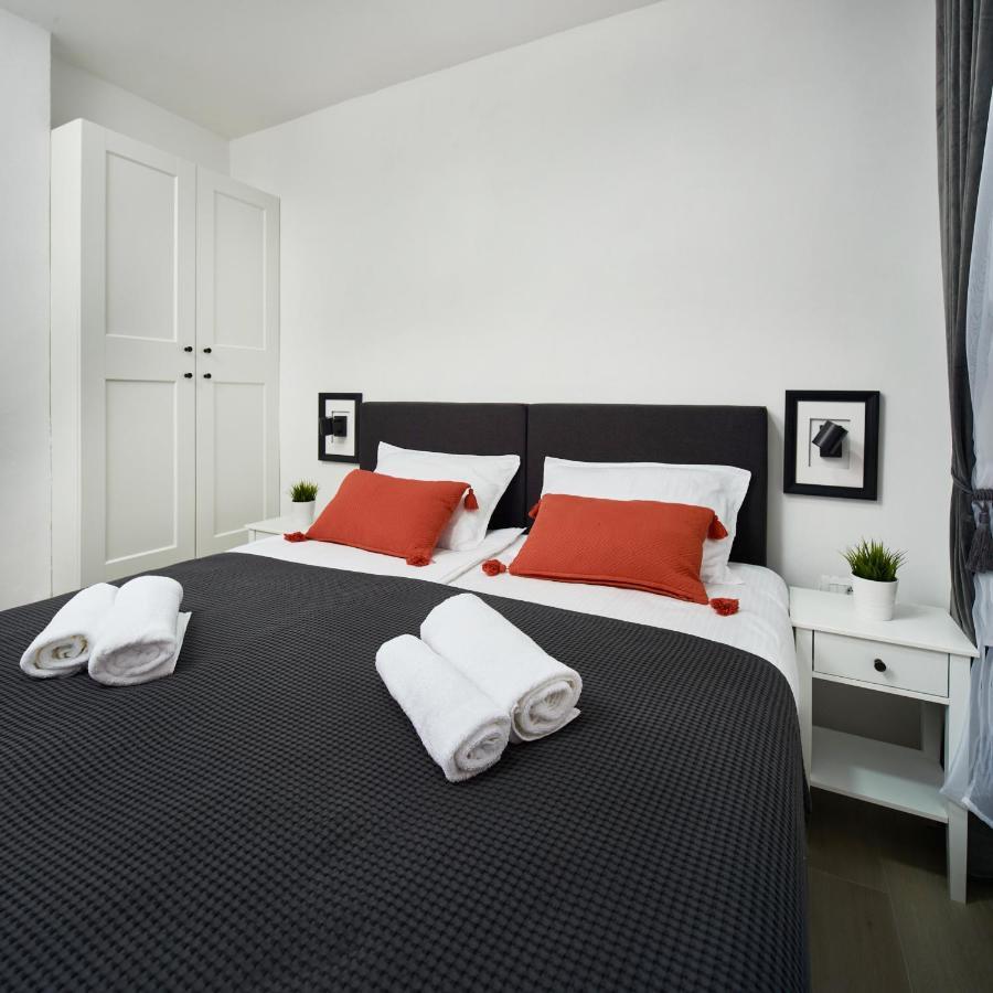 Cardo Apartments Пореч Екстериор снимка