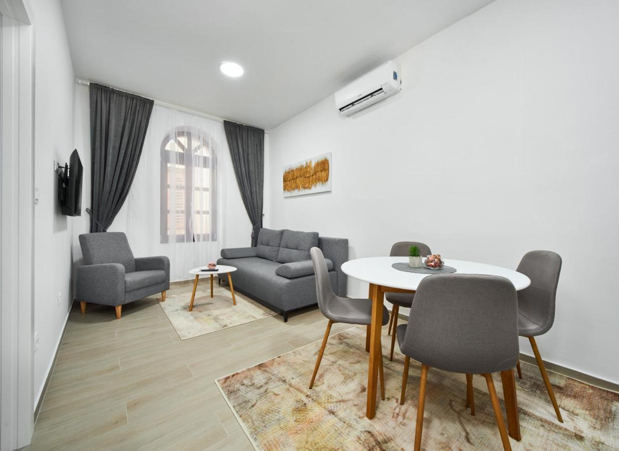 Cardo Apartments Пореч Екстериор снимка